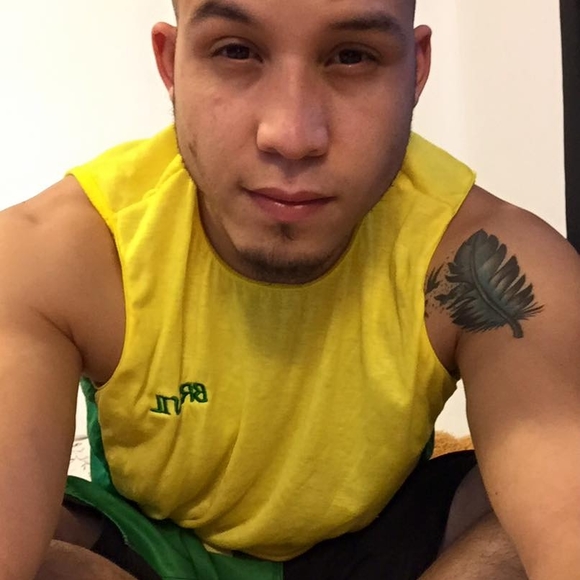 Meet your Posher, Sinval - Picture 1 of 1